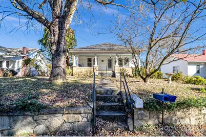 302 S Whitted Street, Hendersonville, NC 28739 - Photo 2