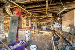 302 S Whitted St, Hendersonville, NC 28739 - Photo 20