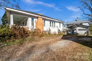 302 S Whitted St, Hendersonville, NC 28739 - Photo 6