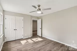 5618 All Saints Ln, Charlotte, NC 28226 - Photo 36