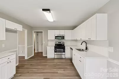 5618 All Saints Lane, Charlotte, NC 28226 - Photo 16