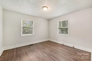 2996 Shady Ln, Charlotte, NC 28208 - Photo 18