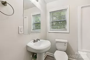 2996 Shady Ln, Charlotte, NC 28208 - Photo 20