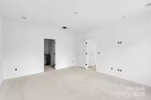 1024 Pryor St, Charlotte, NC 28208 - Photo 8