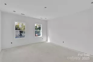 1024 Pryor St, Charlotte, NC 28208 - Photo 6