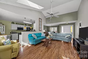 255 Stonehollow Rd, Fletcher, NC 28732 - Photo 4