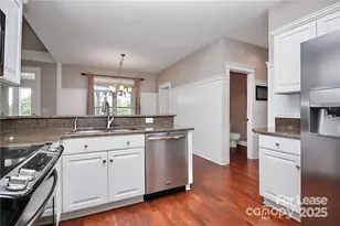 2300 Mirow Pl, Charlotte, NC 28270 - Photo 16