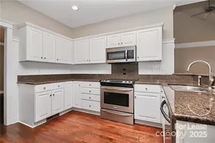 2300 Mirow Pl, Charlotte, NC 28270 - Photo 18