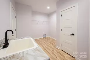 7039 Executive Cir, Denver, NC 28037 - Photo 16