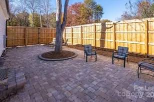 7039 Executive Cir, Denver, NC 28037 - Photo 38
