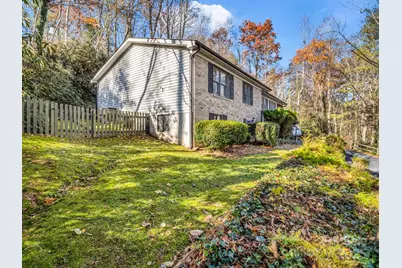 119 Long John Drive, Hendersonville, NC 28791 - Photo 4