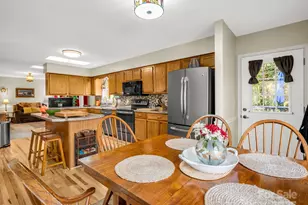 119 Long John Dr, Hendersonville, NC 28791 - Photo 12