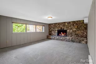 35 Fieldcrest Cir, Asheville, NC 28806 - Photo 12