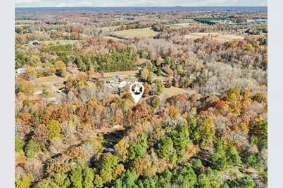 187 Rebel Hill Drive, Mooresville, NC 28115 - Photo 2