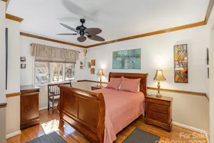 303 N Scarlet Oak Ln, Hendersonville, NC 28791 - Photo 22