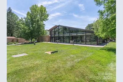 303 N Scarlet Oak Lane, Hendersonville, NC 28791 - Photo 34