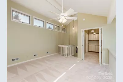 303 N Scarlet Oak Lane, Hendersonville, NC 28791 - Photo 26