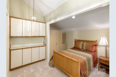 303 N Scarlet Oak Lane, Hendersonville, NC 28791 - Photo 28