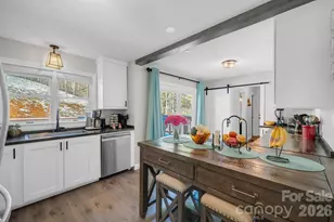 2581 Double Island Rd, Burnsville, NC 28740 - Photo 10