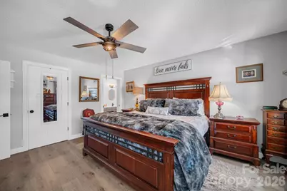 2581 Double Island Road, Burnsville, NC 28740 - Photo 16