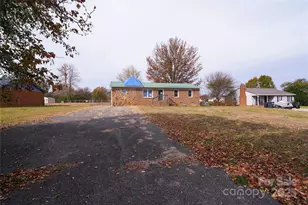 610 Margrace Rd, Kings Mountain, NC 28086 - Photo 22