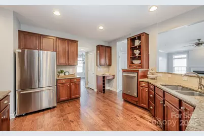 3818 Kalispell Lane, Charlotte, NC 28269 - Photo 4