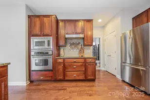 3818 Kalispell Ln, Charlotte, NC 28269 - Photo 10