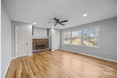 23 Westmont Drive, Asheville, NC 28806 - Photo 4