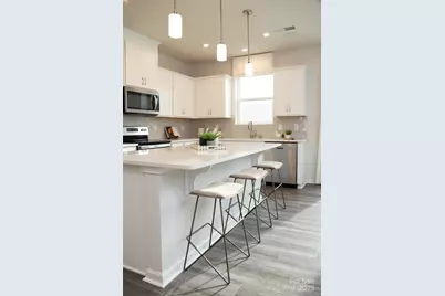 7407 Hodges Meadow Lane, Charlotte, NC 28213 - Photo 4