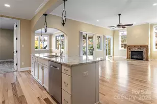 38 Chantilly Dr, Asheville, NC 28804 - Photo 24