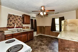 2609 Linda Ave, Kannapolis, NC 28083 - Photo 10