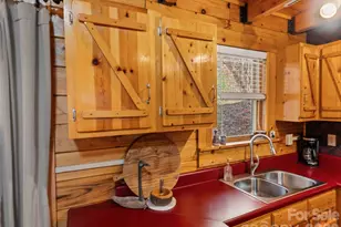 65 Charleston Harbor Dr, Saluda, NC 28773 - Photo 16