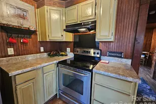 114 Beacon Hl, Ellenboro, NC 28040 - Photo 6