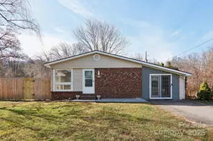 591 Blue Ridge Rd, Black Mountain, NC 28711 - Photo 1