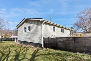 591 Blue Ridge Rd, Black Mountain, NC 28711 - Photo 32