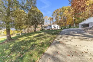 186 Rocky Face Church Rd, Taylorsville, NC 28681 - Photo 2