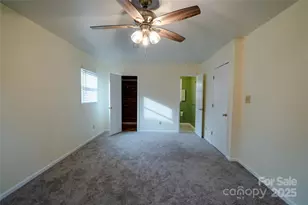 5315 Ruth Dr, Charlotte, NC 28215 - Photo 8