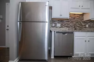 7407 Heronwood Ln, Charlotte, NC 28227 - Photo 16