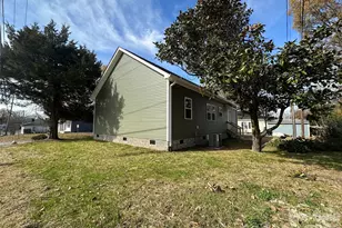 901 E Church St, Cherryville, NC 28021 - Photo 8