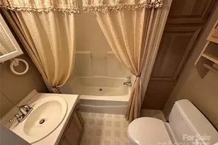 124 Hummingbird Cir, New London, NC 25127 - Photo 16