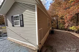 124 Hummingbird Cir, New London, NC 25127 - Photo 22