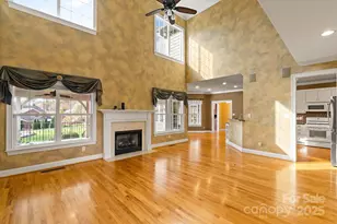 6 Huntington Chase Dr, Asheville, NC 28805 - Photo 10