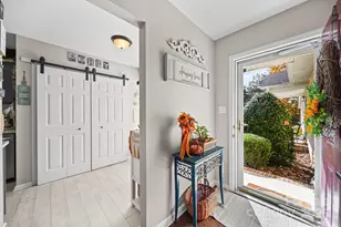 1650 Robins Nest Ct, Gastonia, NC 28054 - Photo 2