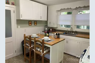 25 Sweet Clover Lane, Hendersonville, NC 28739 - Photo 8