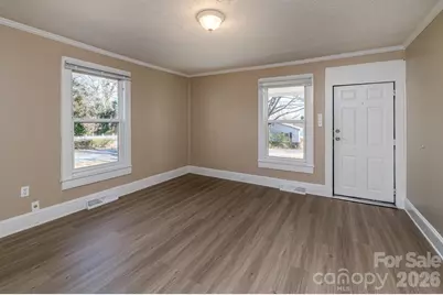 569 Hunter Avenue, Kannapolis, NC 28083 - Photo 4