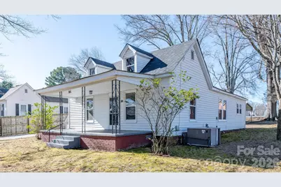 569 Hunter Avenue, Kannapolis, NC 28083 - Photo 1