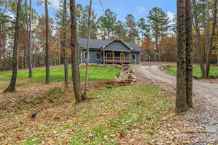 195 Grandview Peaks Dr, Nebo, NC 28761 - Photo 2