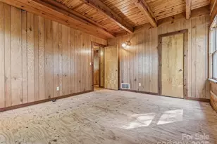 6130 Howard Gap Rd, Saluda, NC 28773 - Photo 16