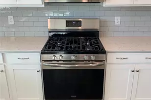 17212 Snug Harbor Dr, Charlotte, NC 28278 - Photo 6