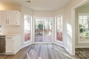 6001 Elm Cove Ln, Charlotte, NC 28269 - Photo 6